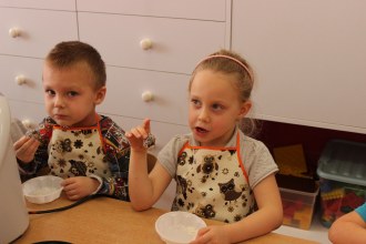 Warsztaty kulinarno - sensoryczne pt. 'Dzieciaki Zdrowo Smakują'