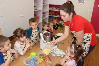 Warsztaty kulinarno-sensoryczne 'Dzieciaki zdrowo smakują'