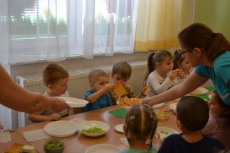 Świtowy dzień gofra w grupie 1, 2 i 3