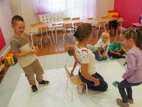 DZIEŃ KROPKI
