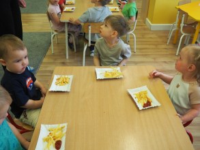 SKĄD SIĘ BIORĄ FRYTKI ZAJĘCIA W MALUSZKACH