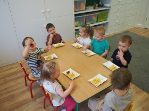 SKĄD SIĘ BIORĄ FRYTKI ZAJĘCIA W MALUSZKACH
