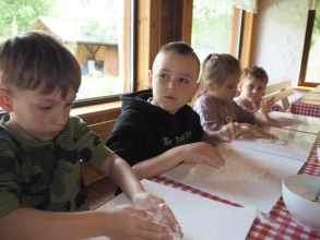 WYCIECZKA DO DOBOSZÓWKI