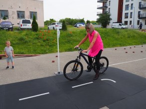 WYJSCIE DO BIBLIOTEKI I SPOTKANIE ZE STRAŻĄ MIEJSKĄ