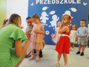 ZAKOŃCZENIE ROKU PRZEDSZKOLNEGO W GR P. MARLENKI