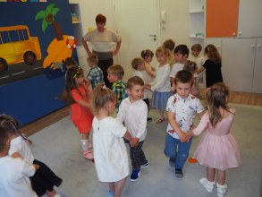 ZAKOŃCZENIE ROKU PRZEDSZKOLNEGIO W GR IWONKI