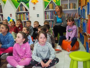 BIBLIOTERAPIA- SPOTKANIE Z PANIĄ ILUSTRATORKĄ