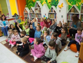 BIBLIOTERAPIA- SPOTKANIE Z PANIĄ ILUSTRATORKĄ